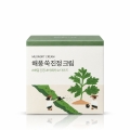 round-lab-mugwort-cream-opakowanie.jpg